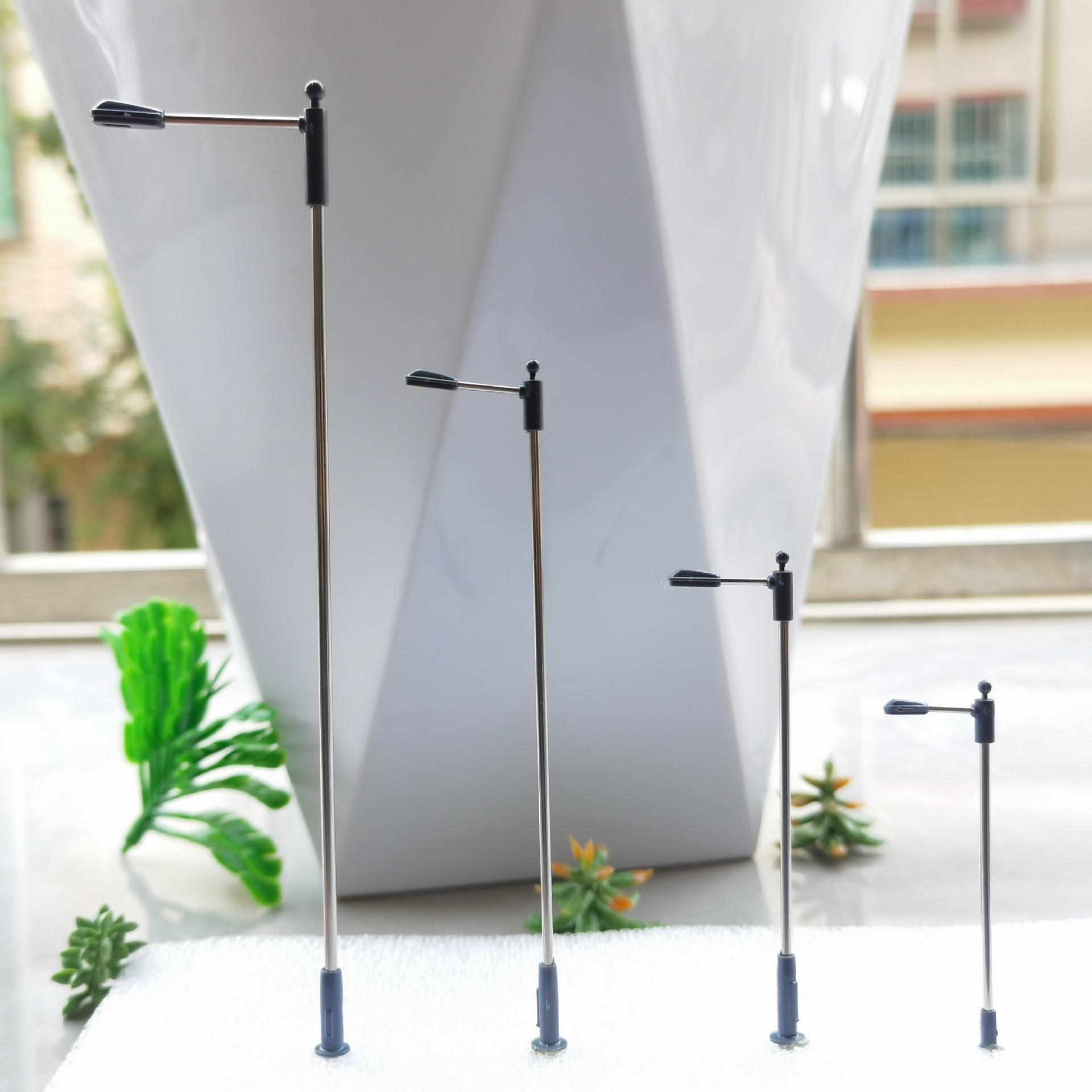 10 Pezzi Modello di Lampione S - Model Kit Runner recensione e prezzo