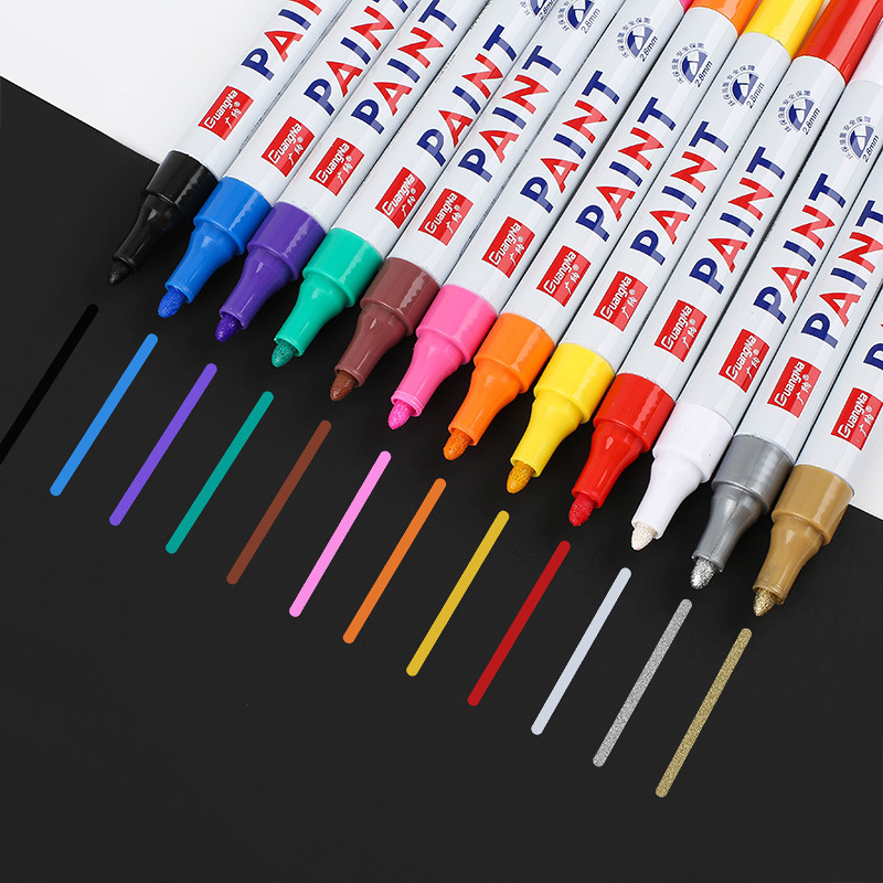 12 pennarelli bianchi per vern - Model Kit Markers recensione e prezzo