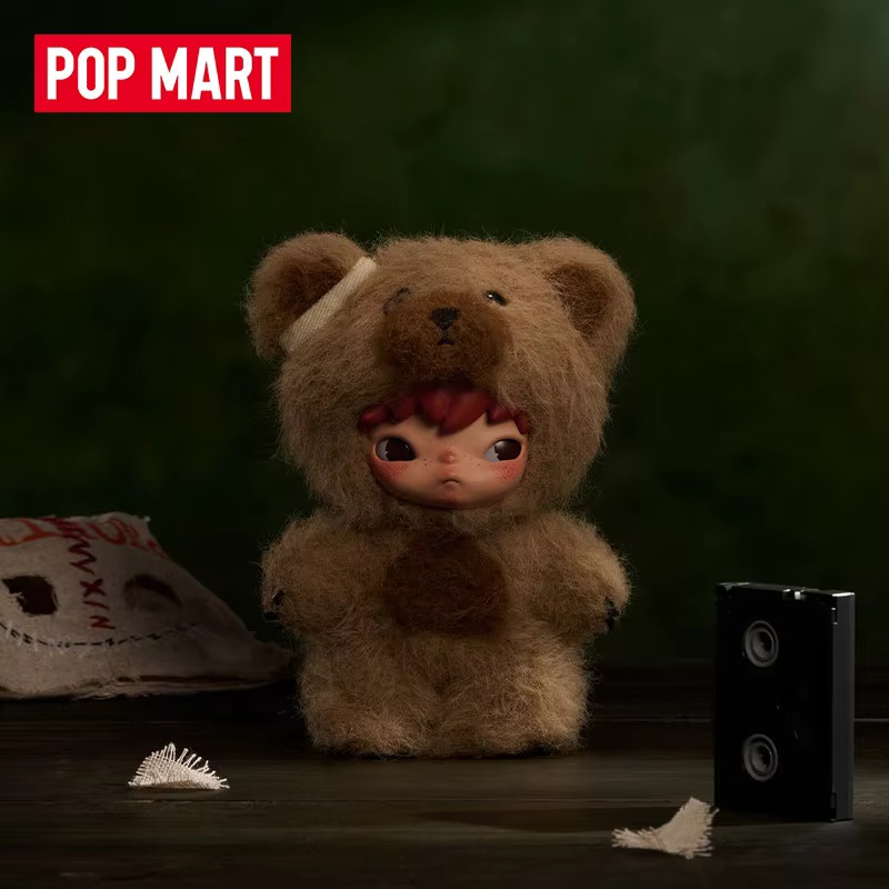 POP MART Hirono After Dark Mis - Model Kit Runner recensione e prezzo
