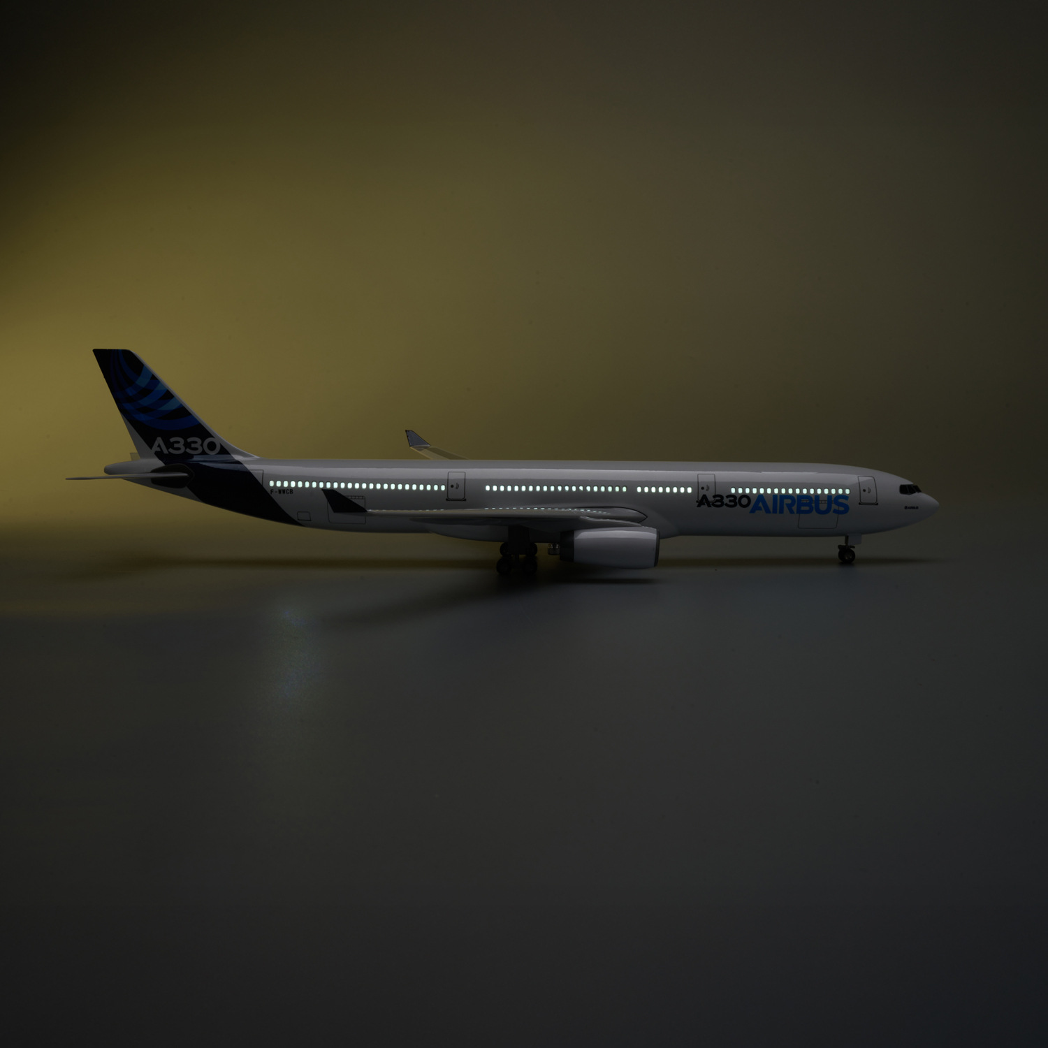 Modello di Aereo A330 in Resin - Model Kit Plane recensione e prezzo