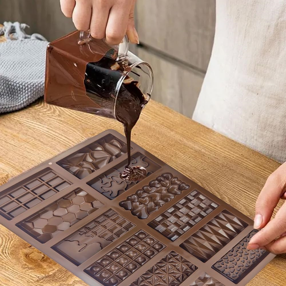 Stampi per cioccolato 12 in 1  - Model Kitchen Set recensione e prezzo