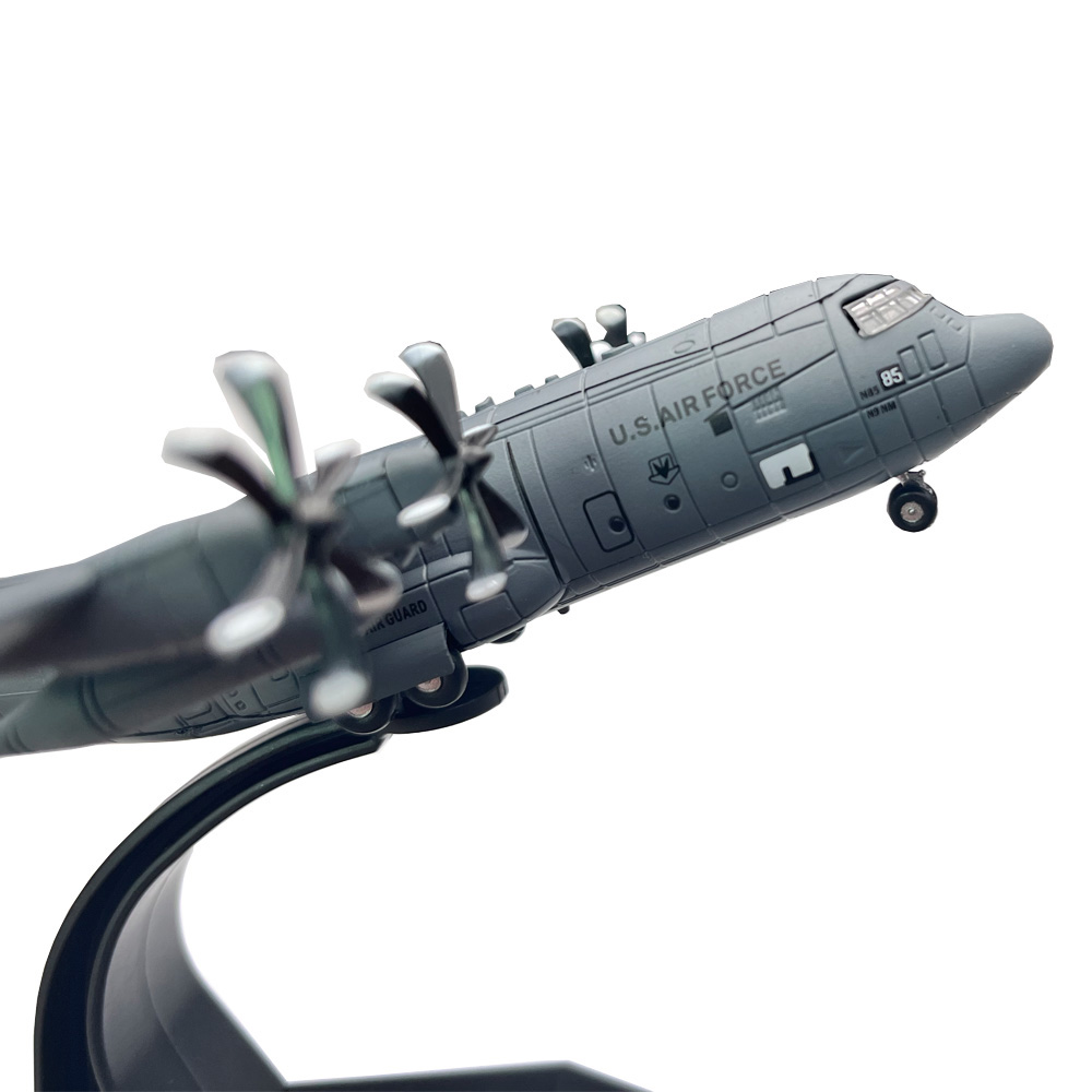 Modellino in Scala 1/200 dell' - Model Kit Plane recensione e prezzo