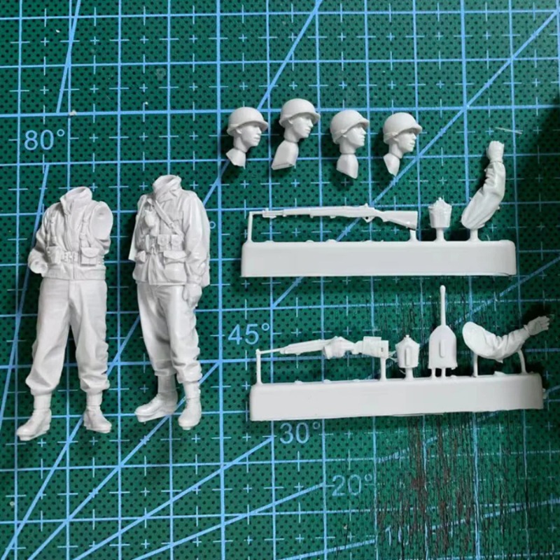 Kit modello figura in resina i - Model Kit History recensione e prezzo