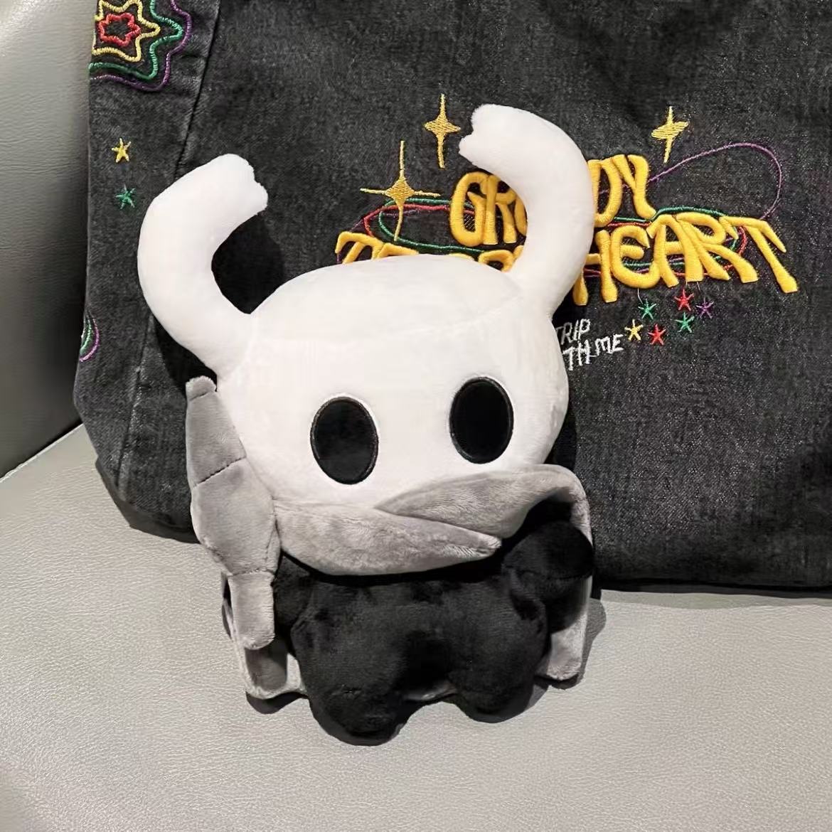 Nuovo Peluche Hollow Knight, P - Model Kit Knight recensione e prezzo