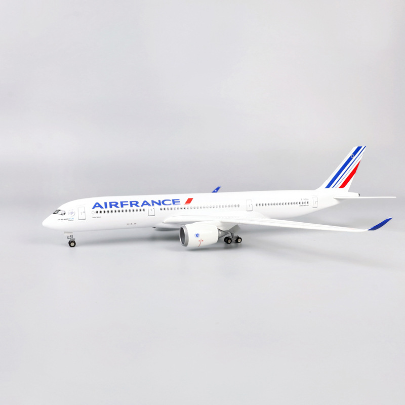 Modellino Aereo Air France A35 - Model Kit Plane recensione e prezzo
